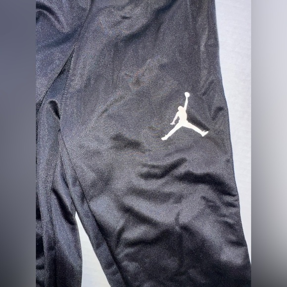 Jordan Air Kids Black Athletic Jogger Polyester Sweat Pants 5-6 Yrs Size Medium - Picture 3 of 4